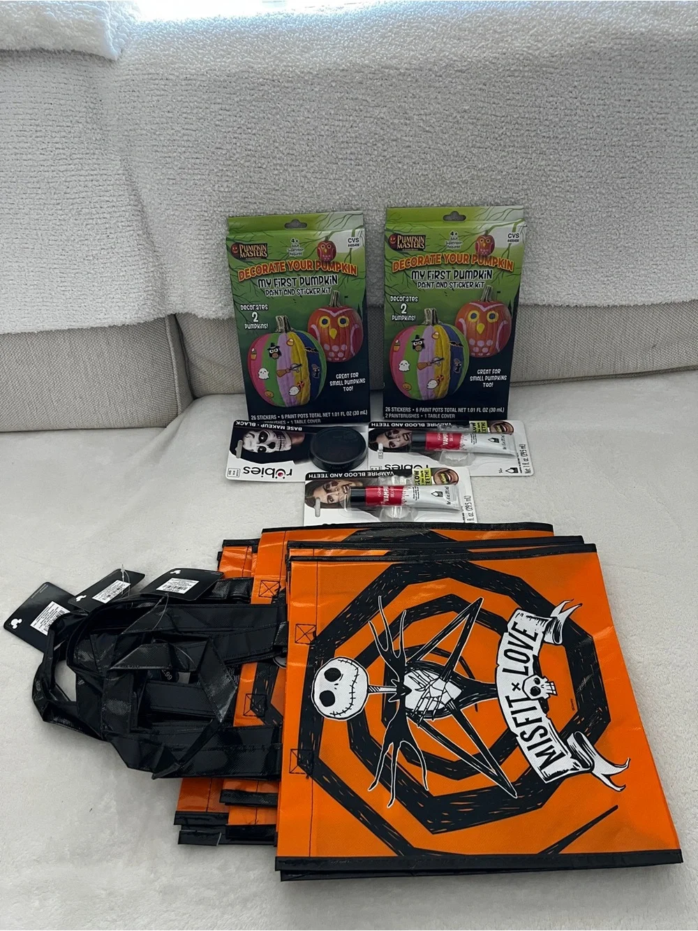 Lot of 10 Halloween items bags decorations and makeup
